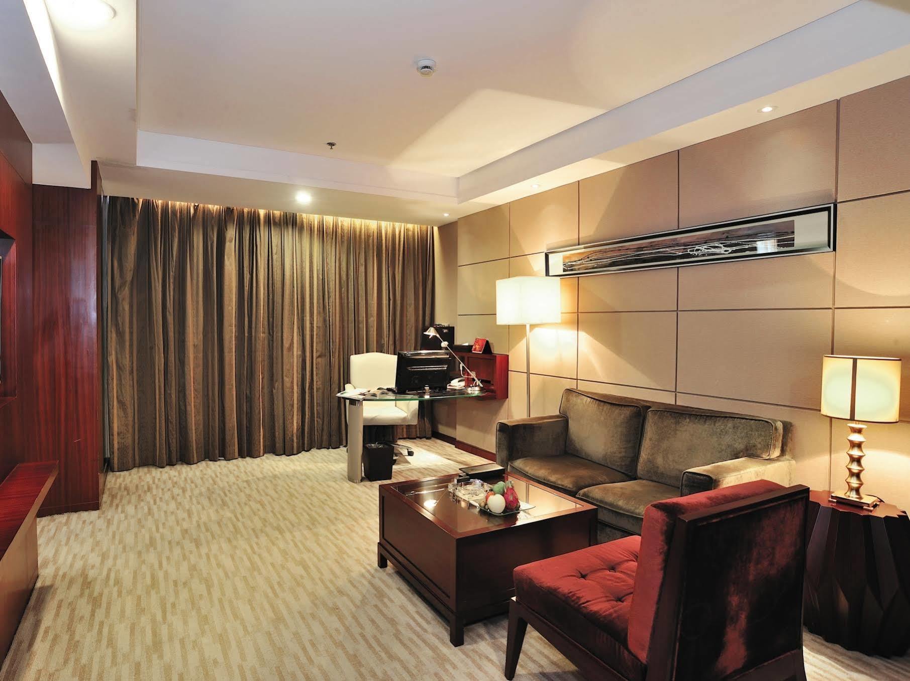 Xiongchu International Hotel Wuhan Esterno foto